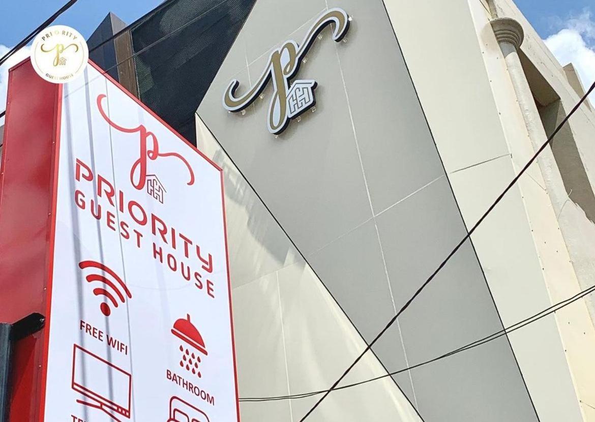 Priority Guest House Samarinda Εξωτερικό φωτογραφία